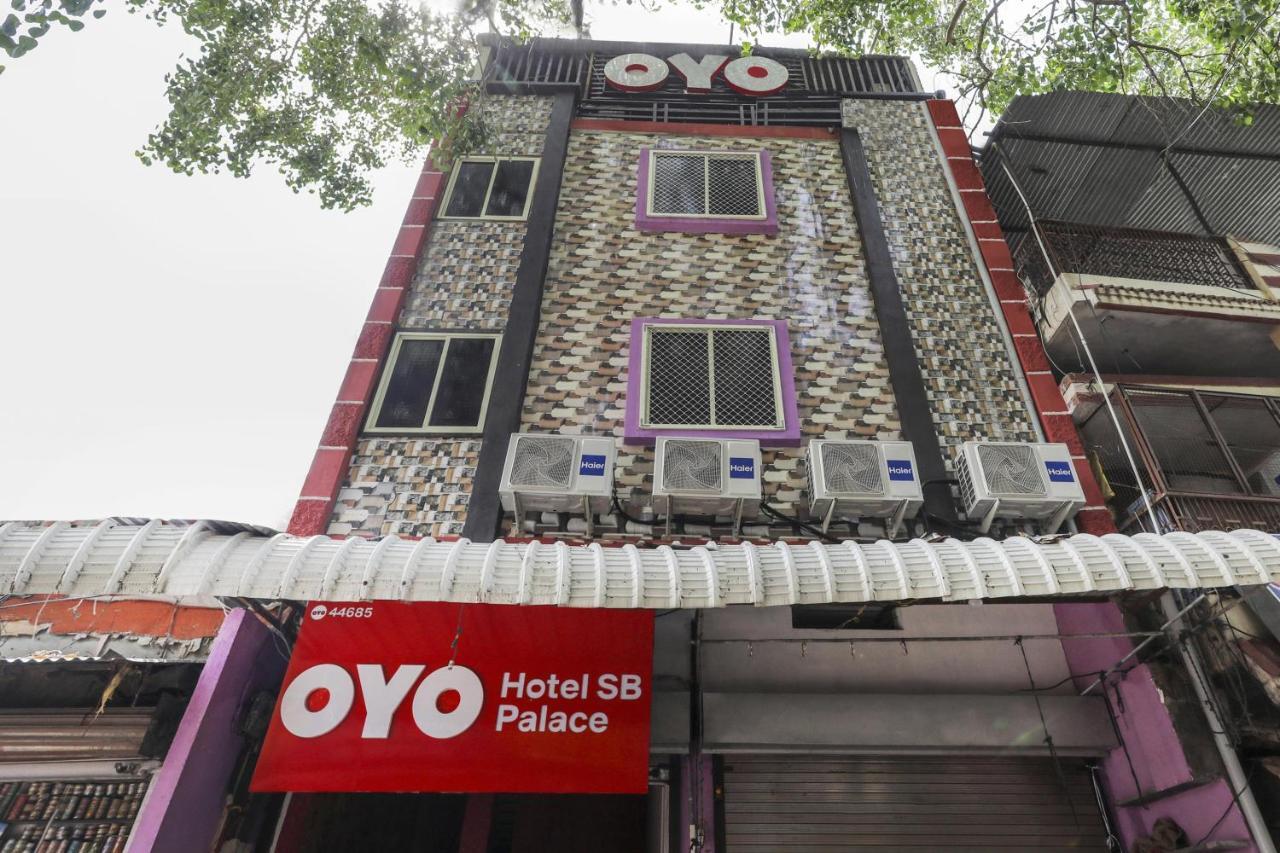 Oyo 45752 Hotel Sb Palace Godarpura Exterior foto